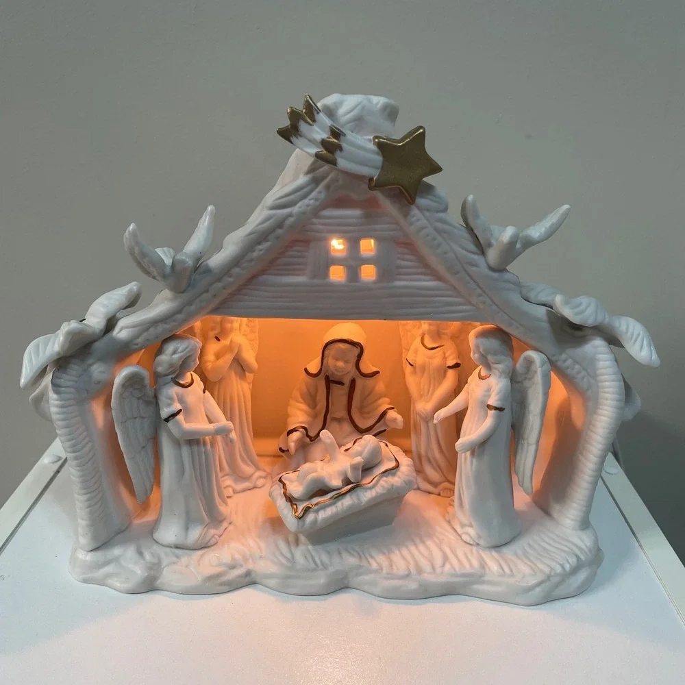 Vintage Ceramic Nativity‎ Scene Lighted Christmas Decoration White Gold
